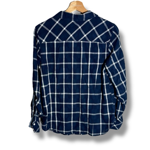 Tommy Hilfiger Women's 100% Cotton Casual Woven Navy Button-Down Shirt - Picture 2 of 5